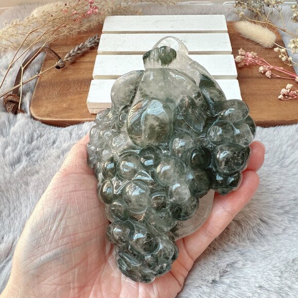 Gorgeous Lodalite Money Toad | Money Frog - Picture 3 of 12